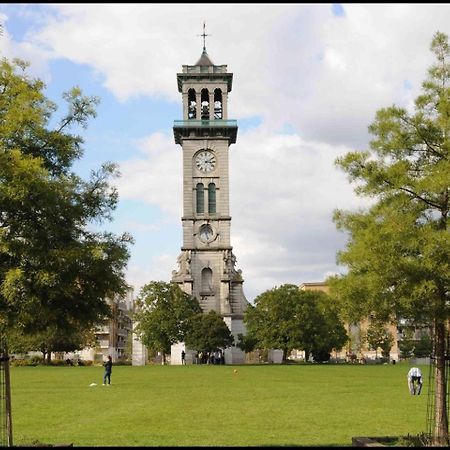 ホテル Napcastle Caledonian Park ロンドン エクステリア 写真